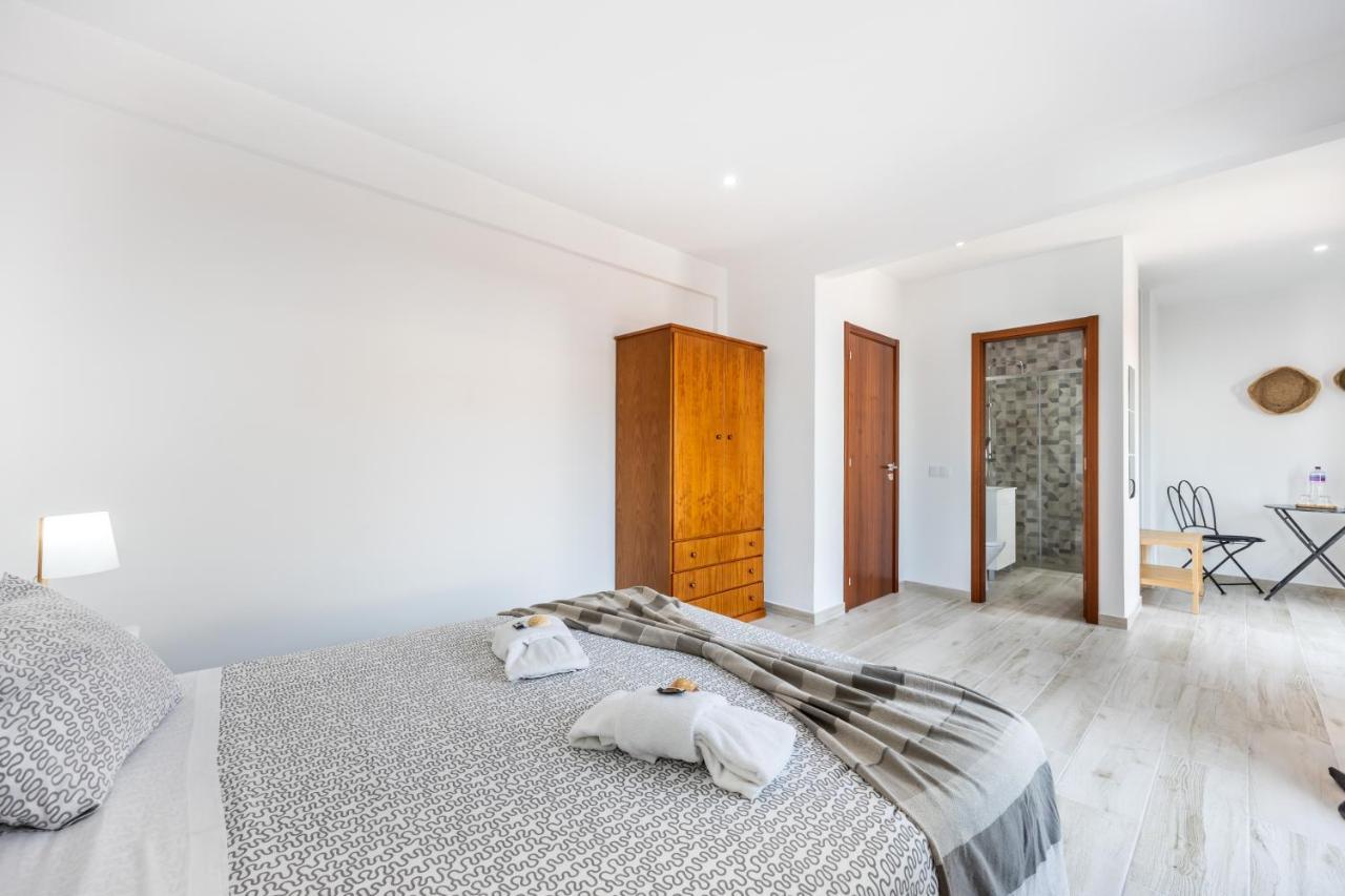 לאגוּ‏ש 3 Marias Guest House B&B מראה חיצוני תמונה