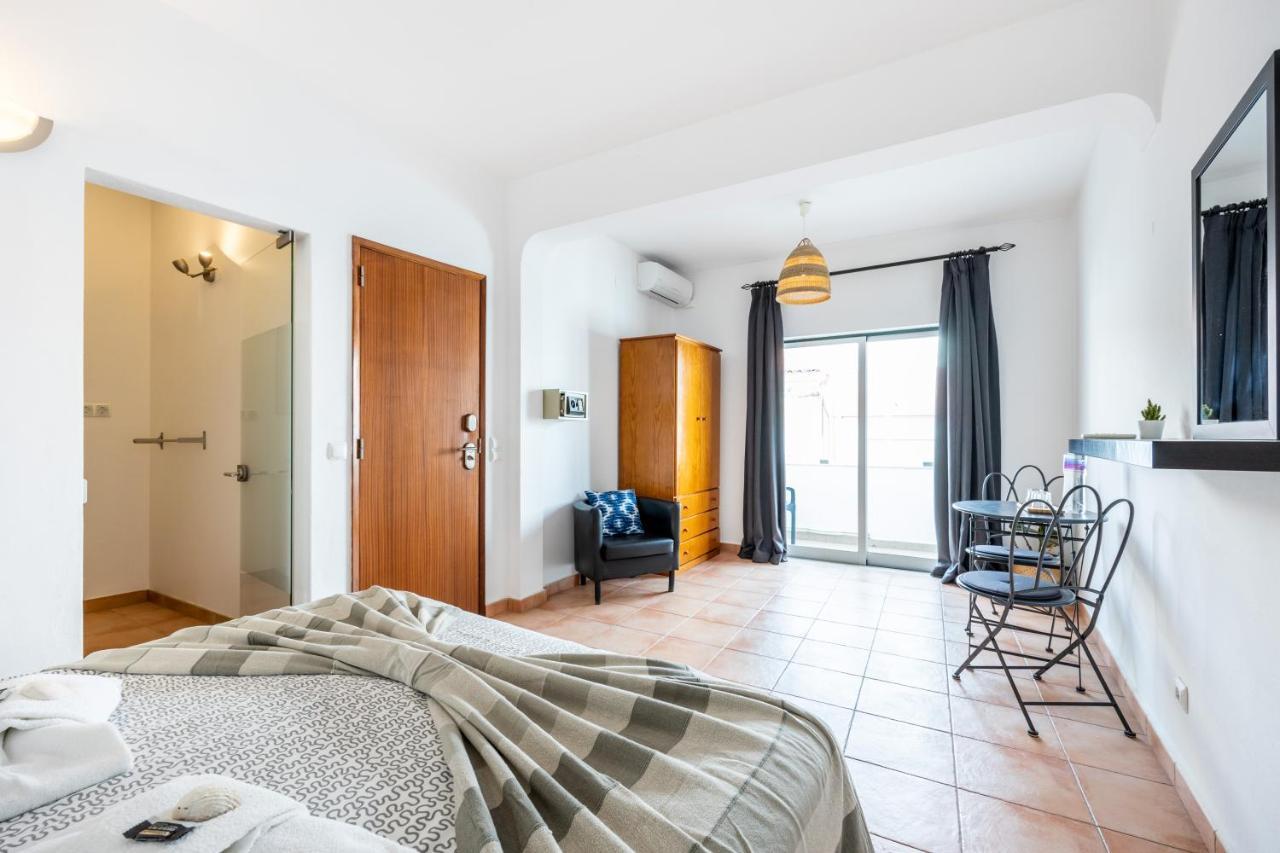לאגוּ‏ש 3 Marias Guest House B&B מראה חיצוני תמונה