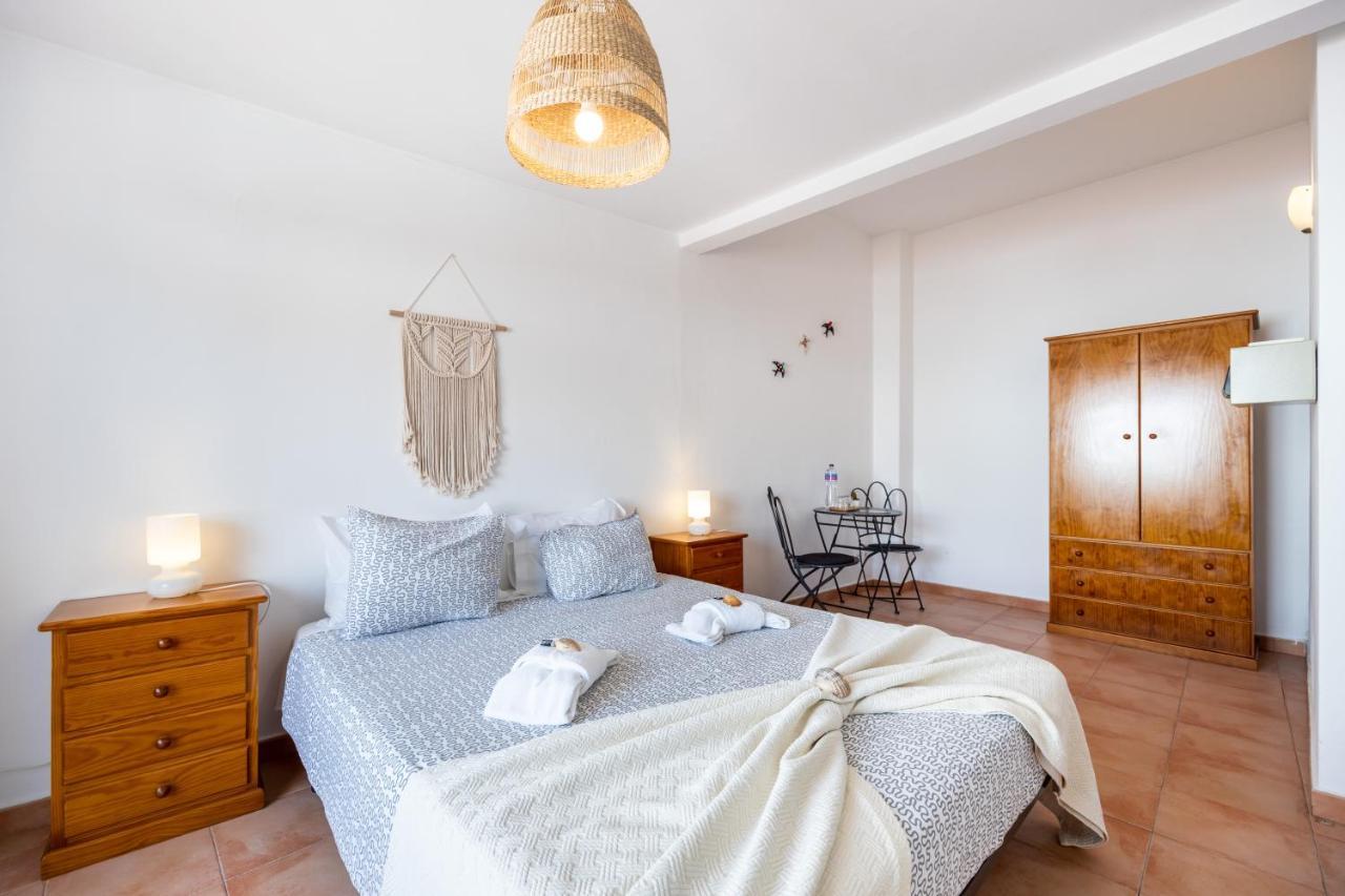לאגוּ‏ש 3 Marias Guest House B&B מראה חיצוני תמונה